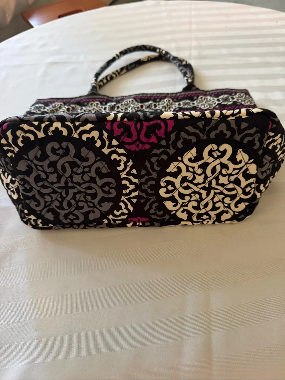 Quilted Patterned Tote Bag in Black, White & Magenta